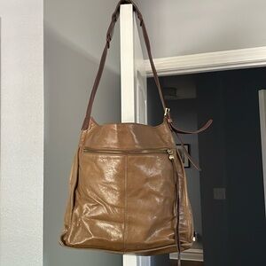 HOBO Shoulder Bag. Olive Green.